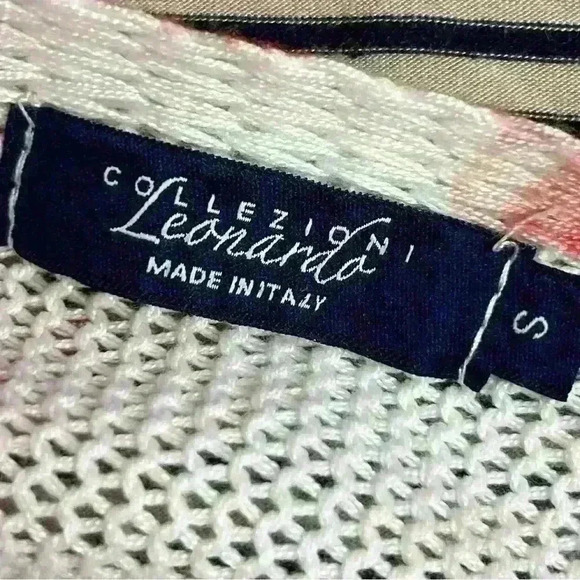 Leonardo sweater white with roses size small - Picture 11 of 13